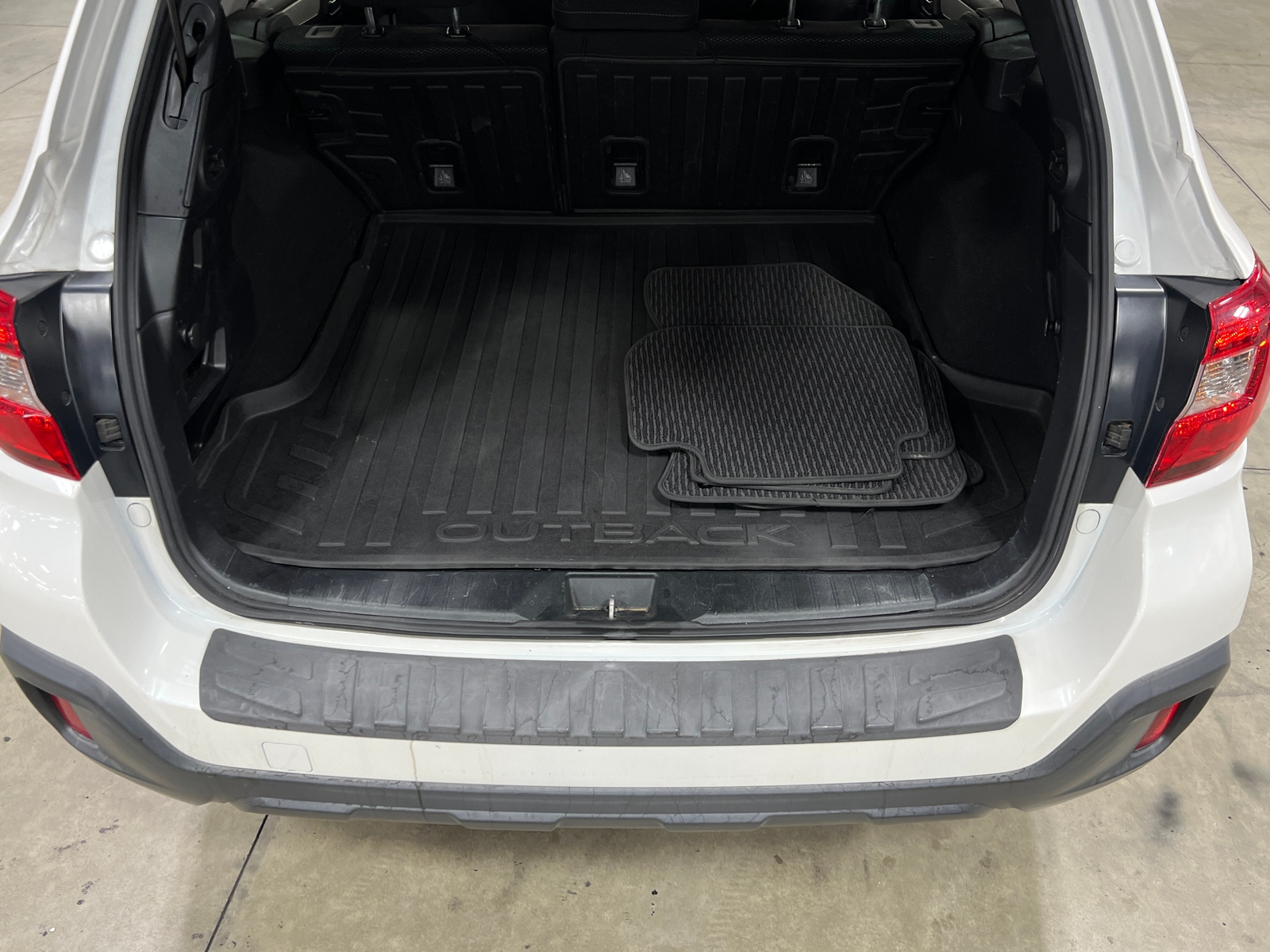 Thumbnail: 2019 Subaru Outback - 7