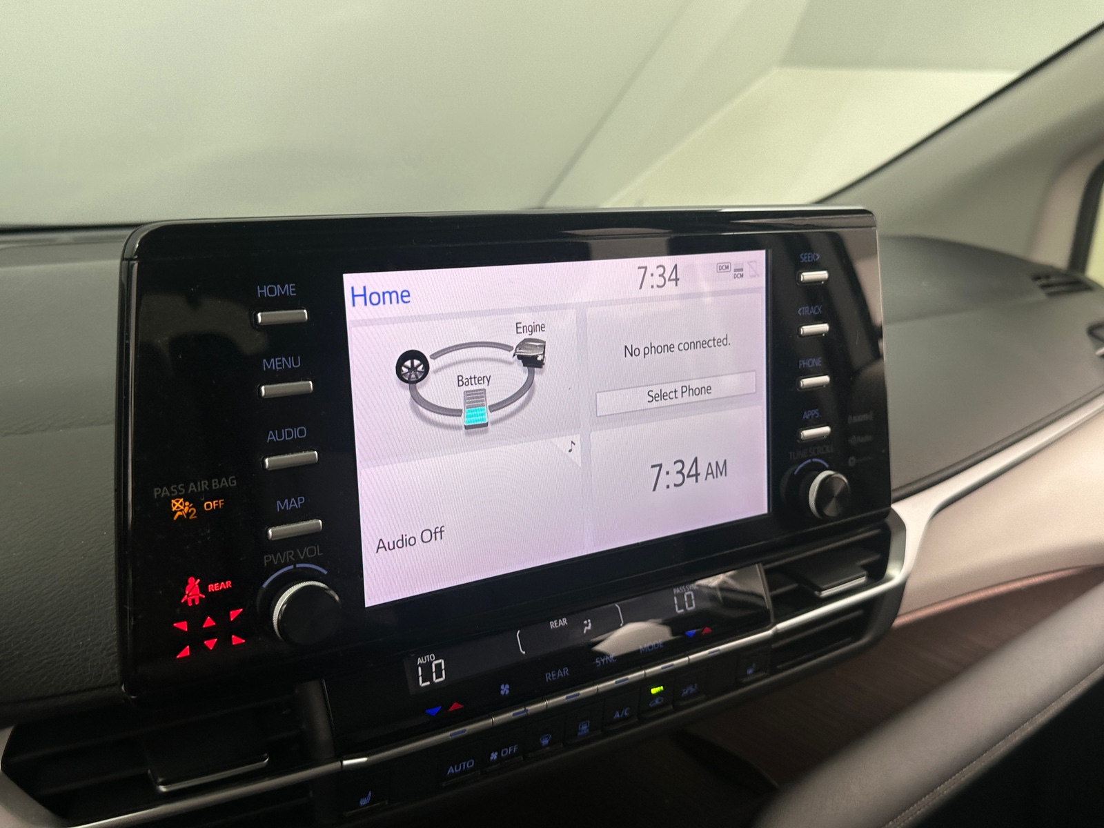 Thumbnail: 2021 Toyota Sienna - 3