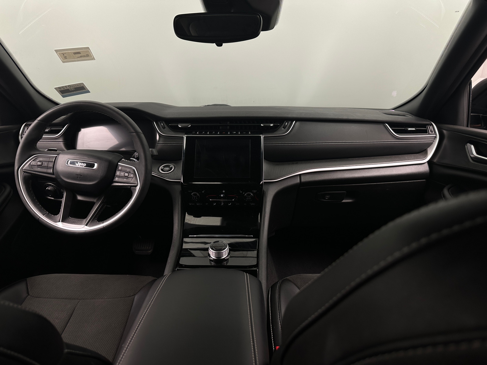 Thumbnail: 2023 Jeep Grand Cherokee - 2