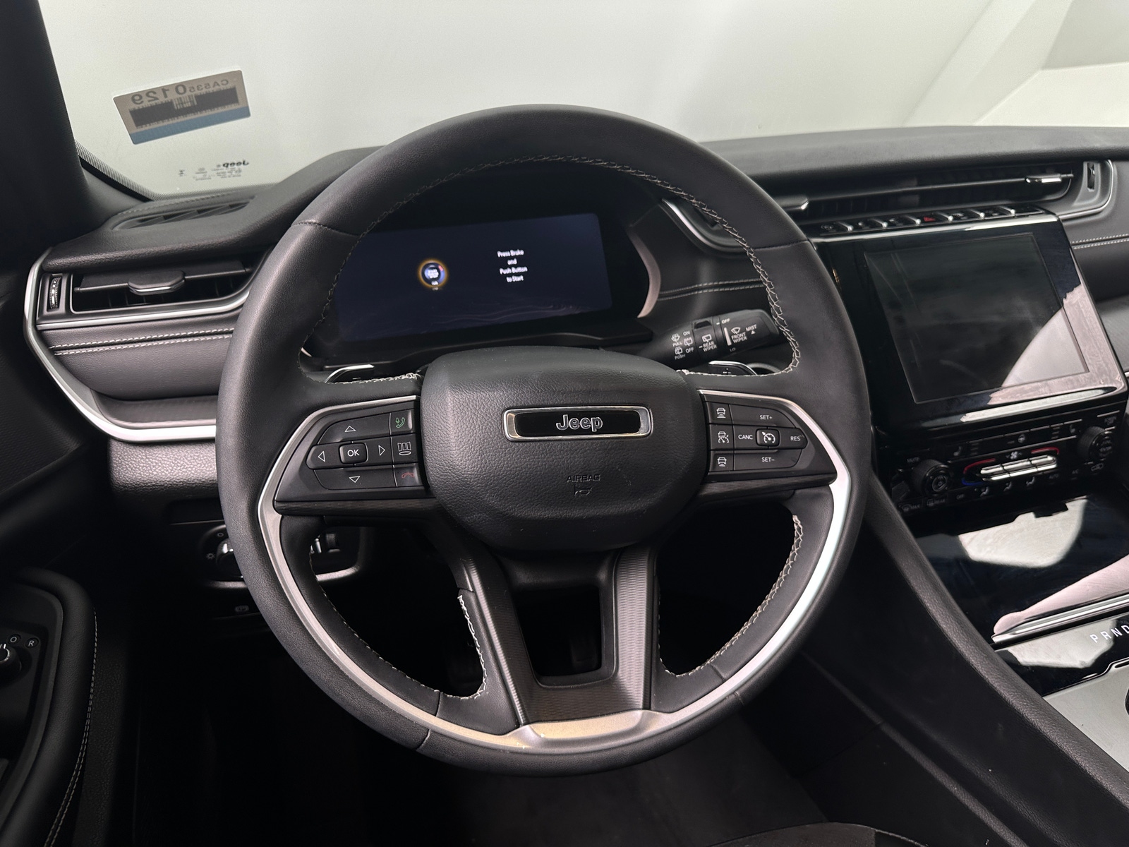 Thumbnail: 2023 Jeep Grand Cherokee - 4