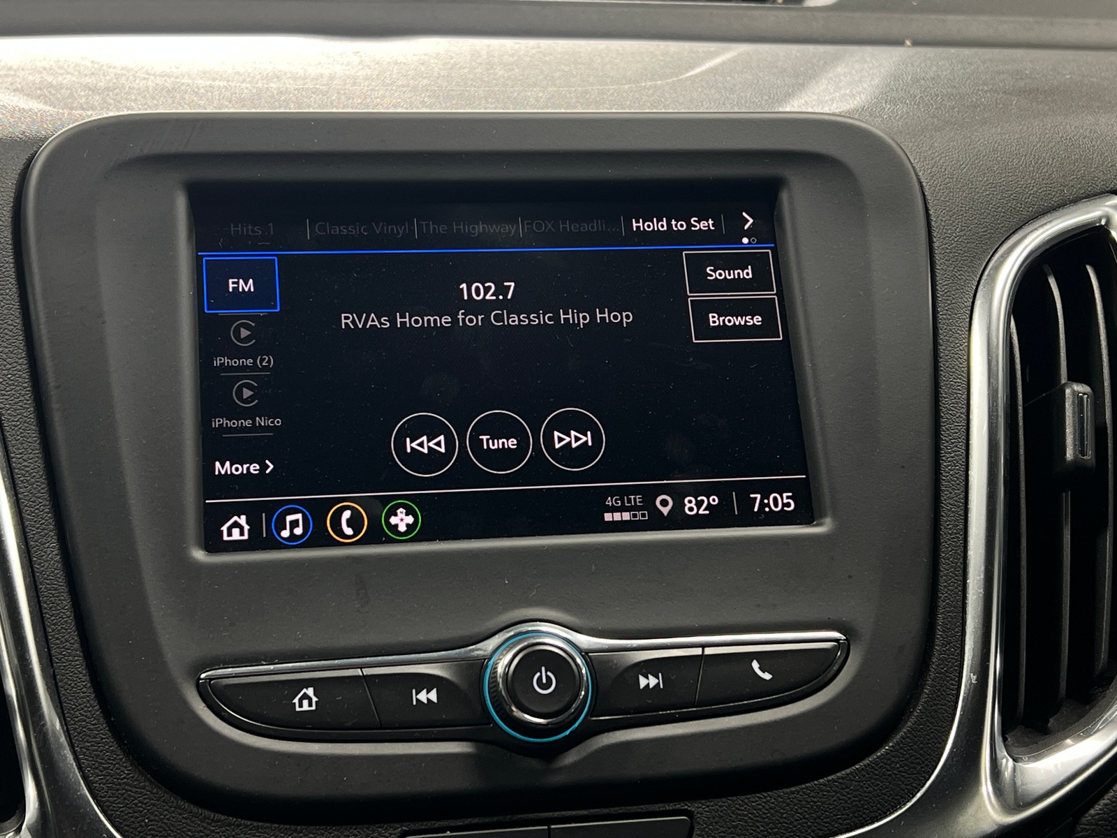 Thumbnail: 2024 Chevrolet Equinox - 4