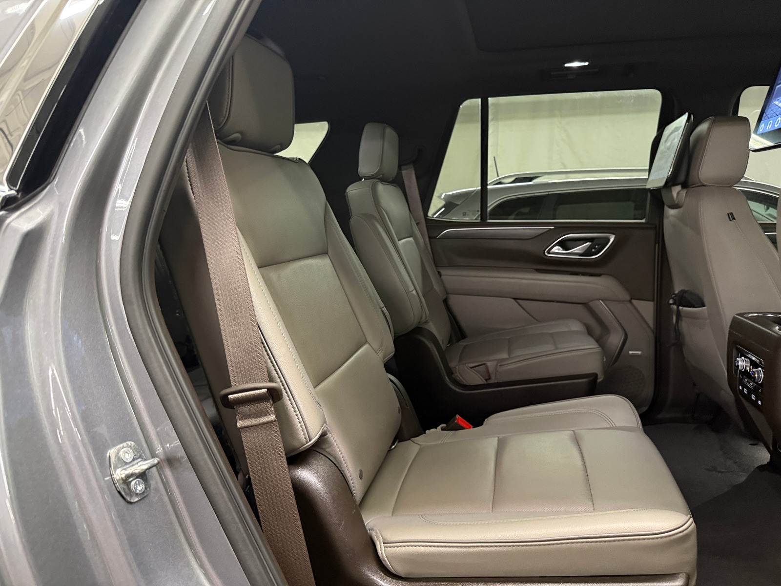 Thumbnail: 2022 GMC Yukon - 5