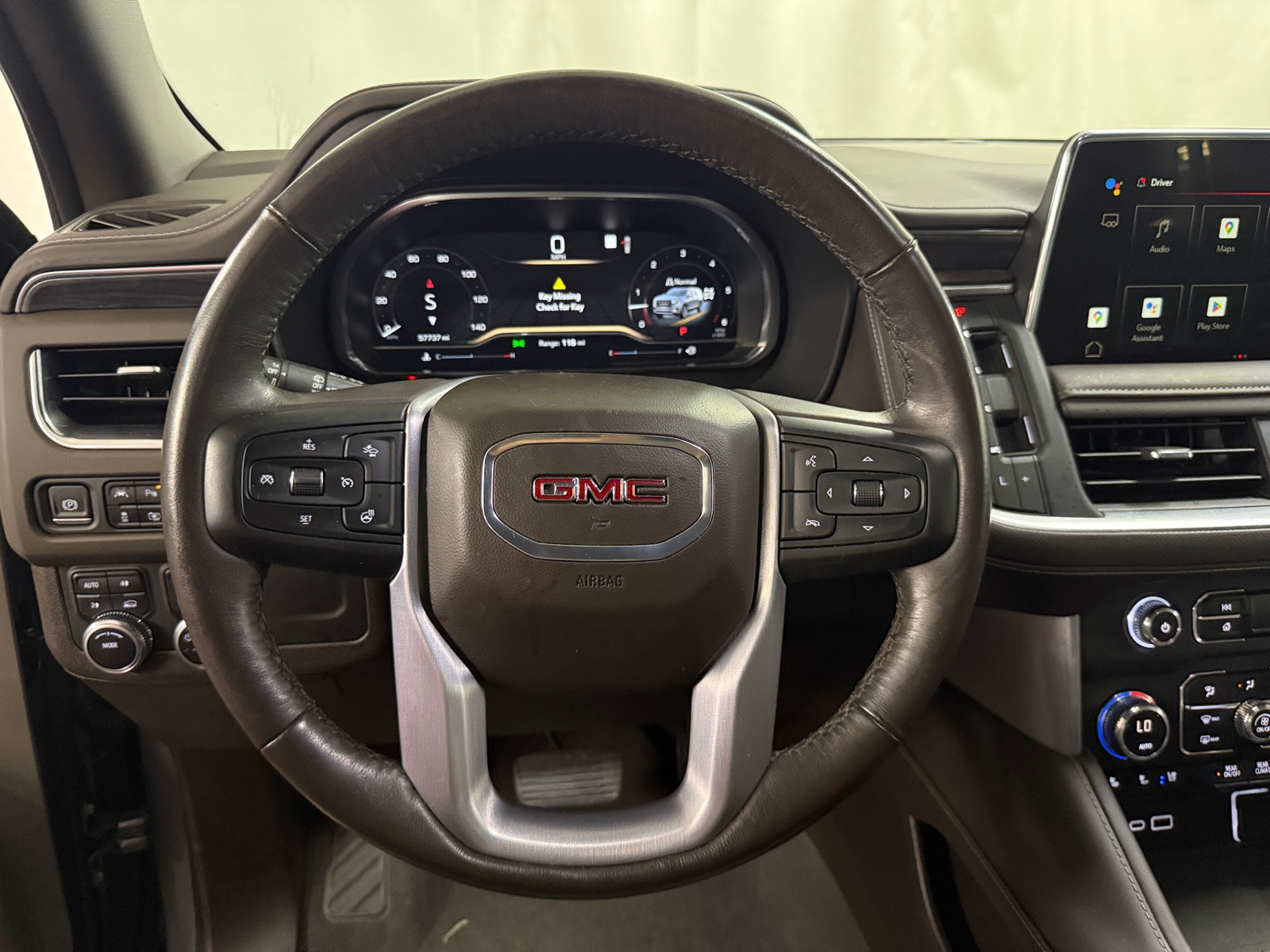 Thumbnail: 2022 GMC Yukon - 4