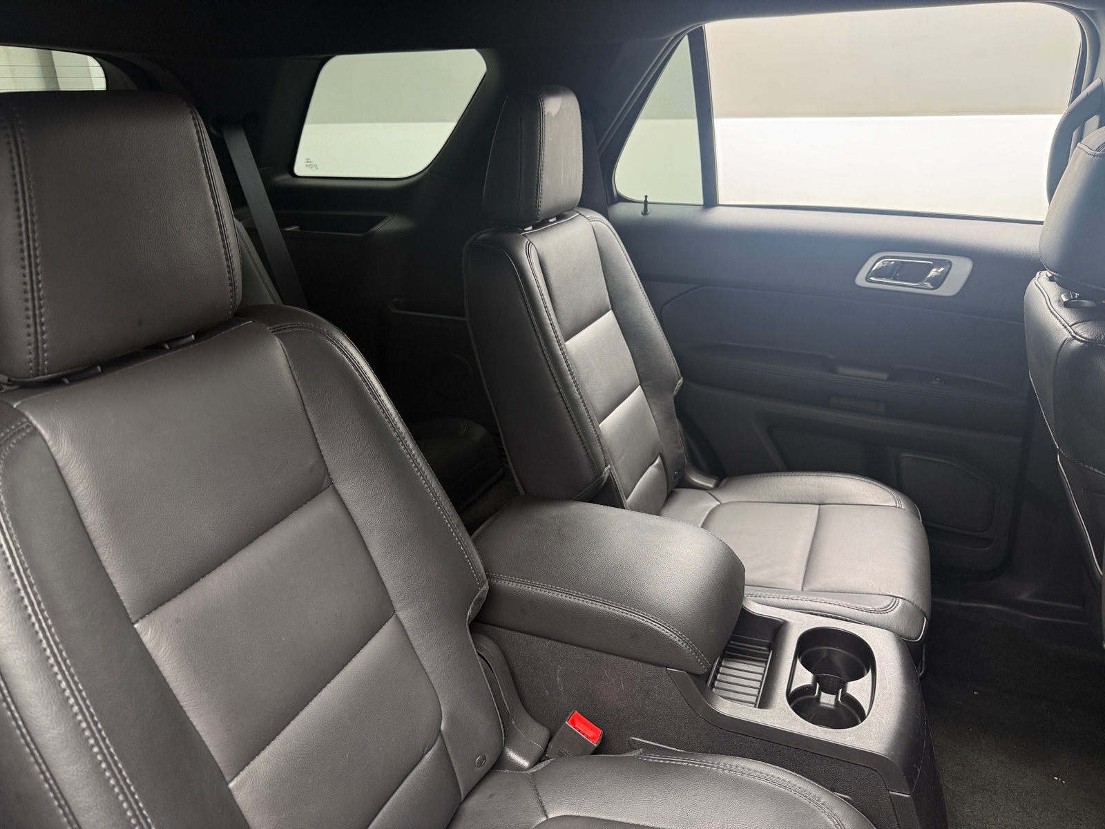 Thumbnail: 2015 Ford Explorer - 5