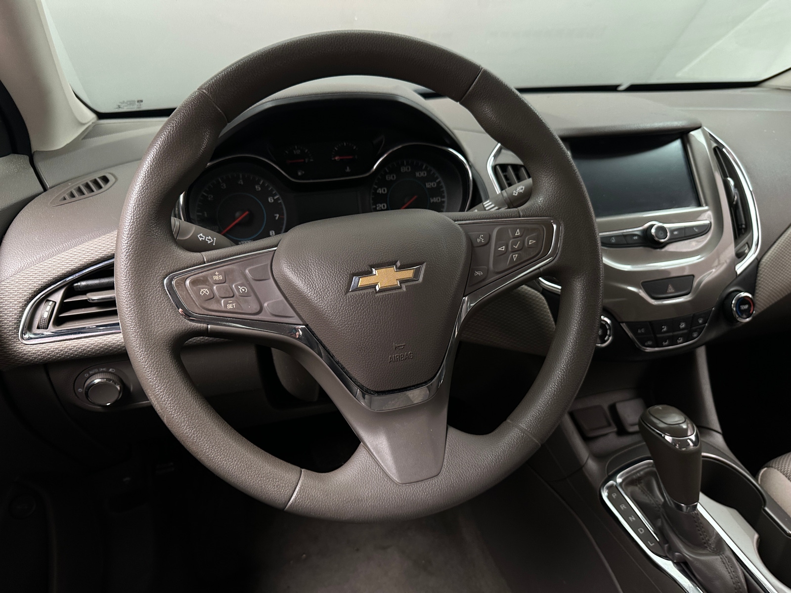 Thumbnail: 2016 Chevrolet Cruze - 5