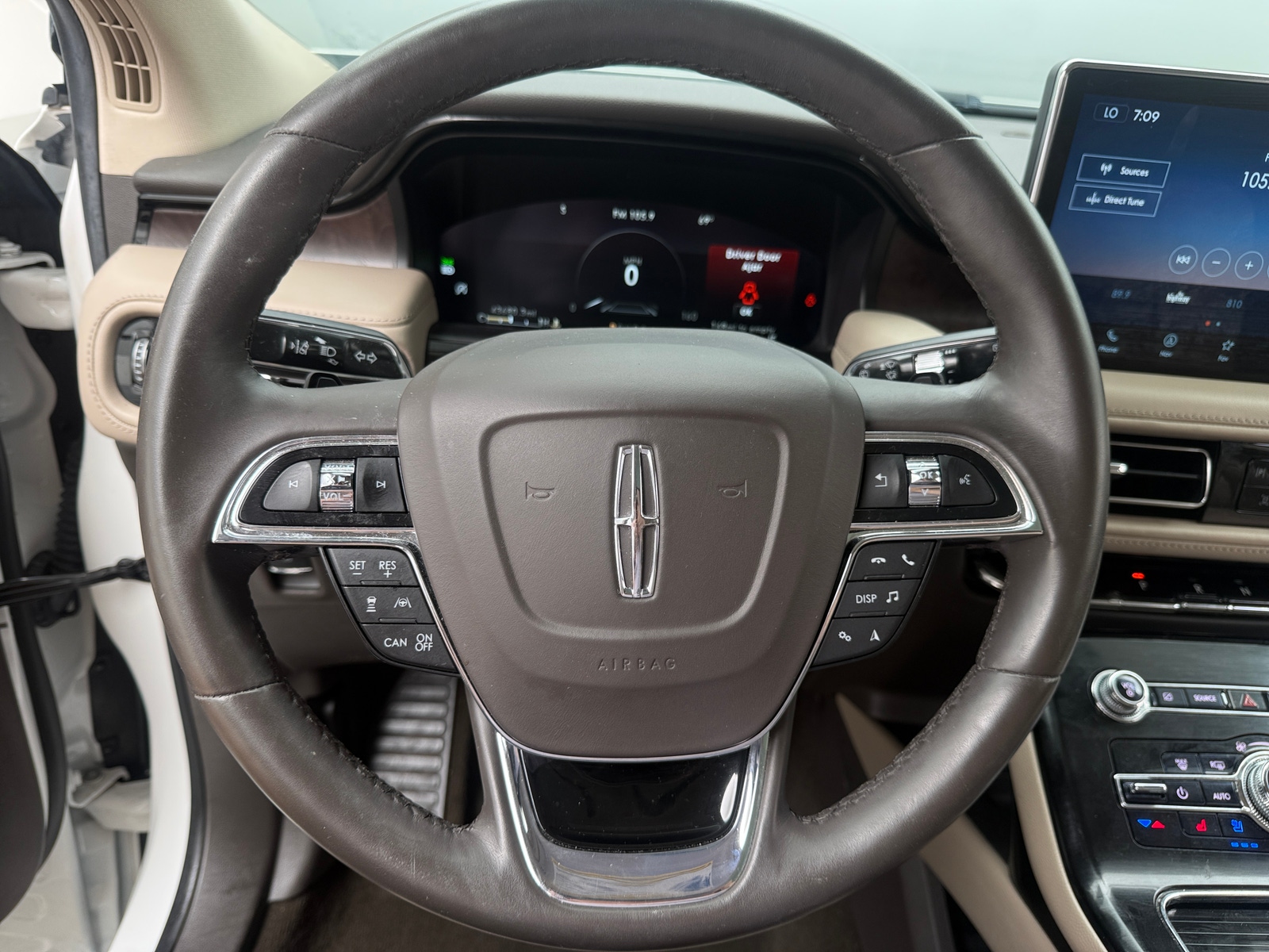 Thumbnail: 2021 Lincoln Nautilus - 4