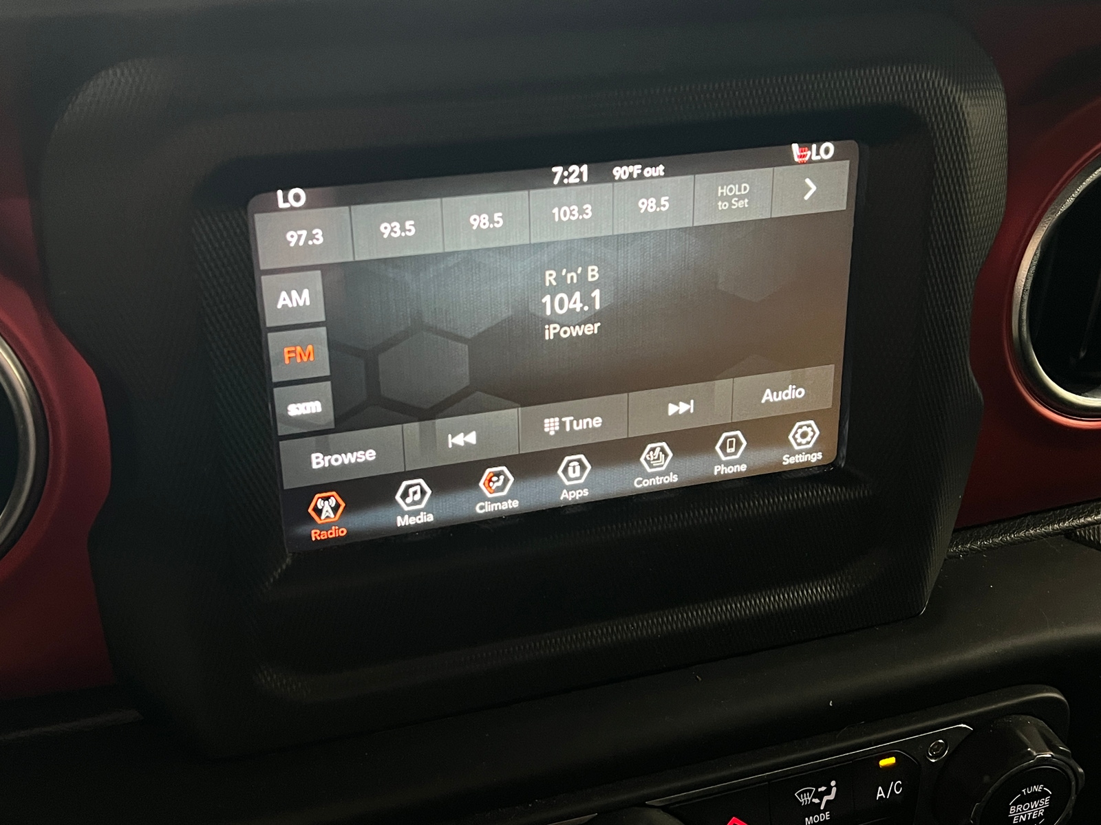 Thumbnail: 2021 Jeep Gladiator - 4