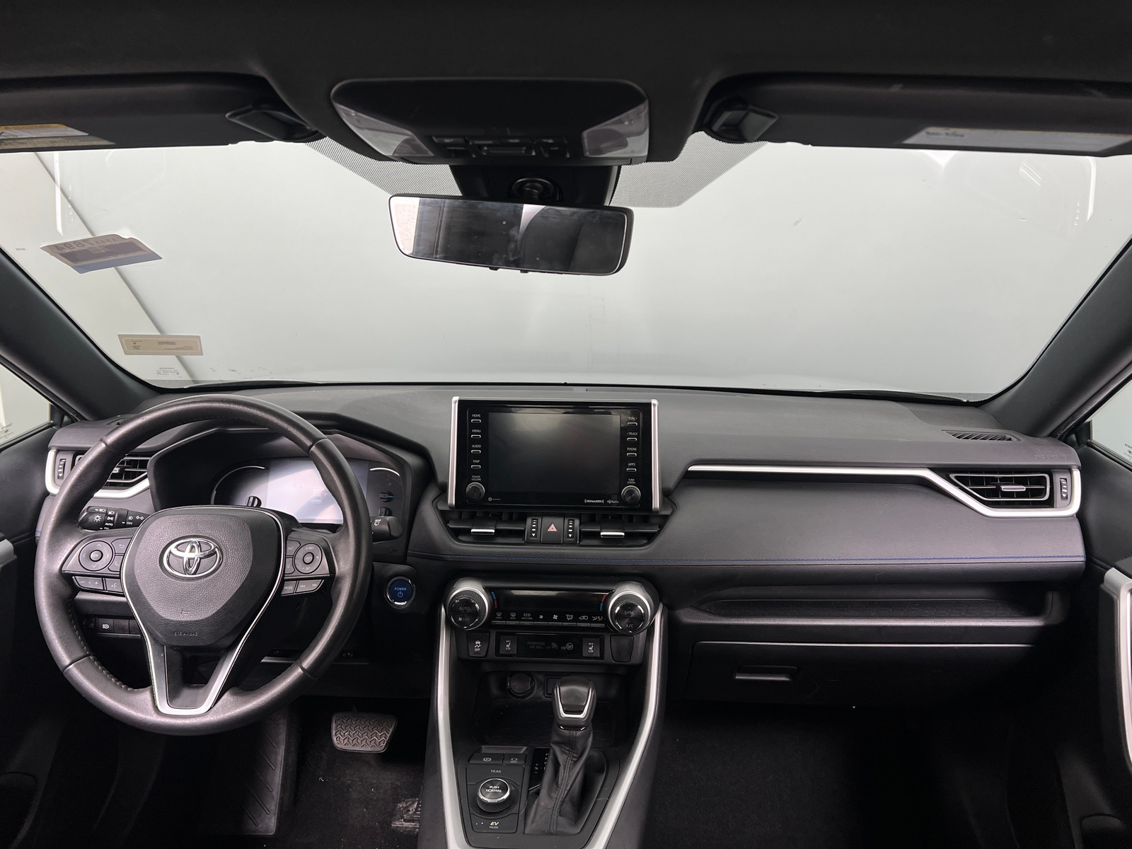 Thumbnail: 2021 Toyota RAV4 - 2