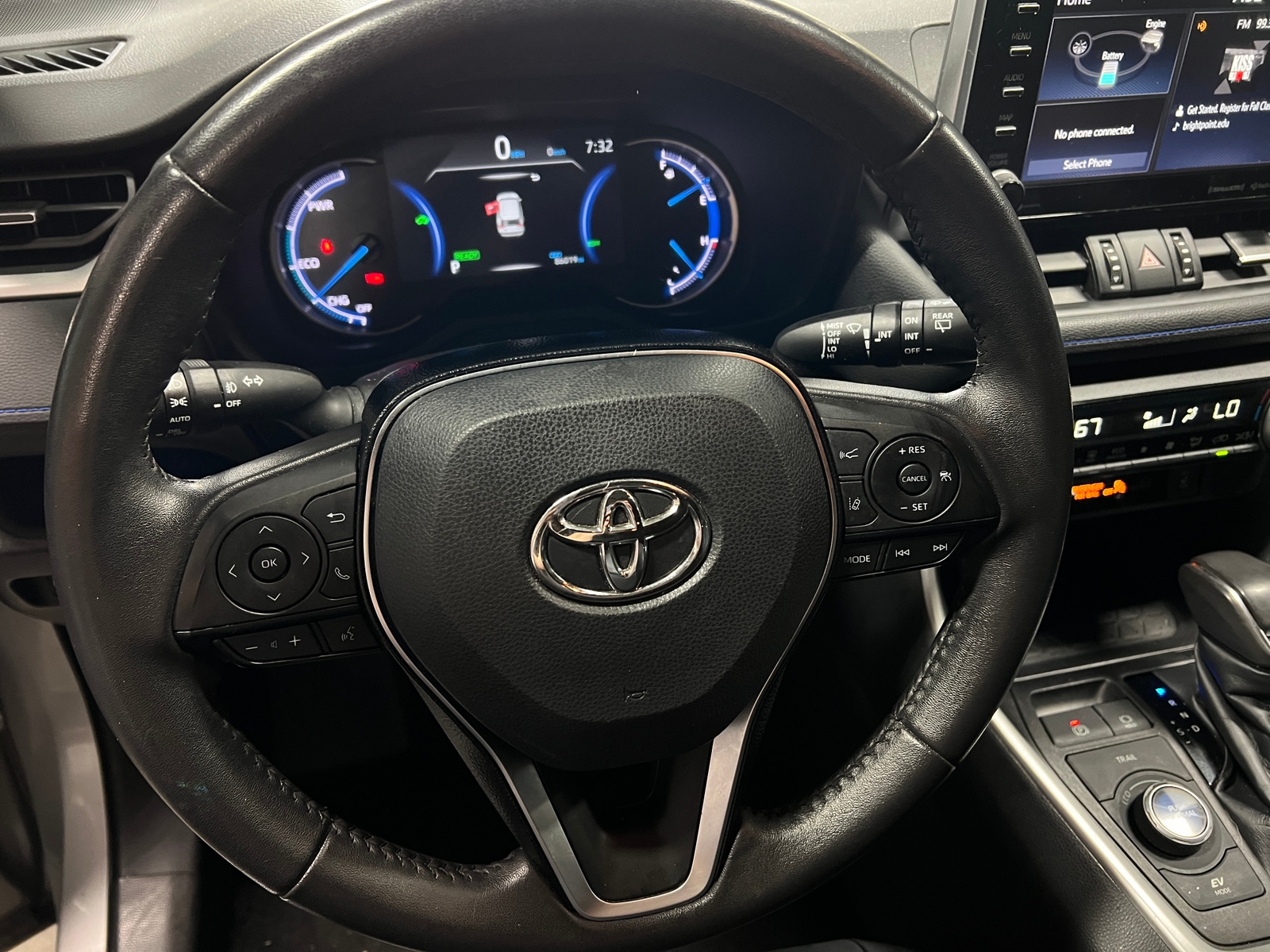 Thumbnail: 2021 Toyota RAV4 - 4