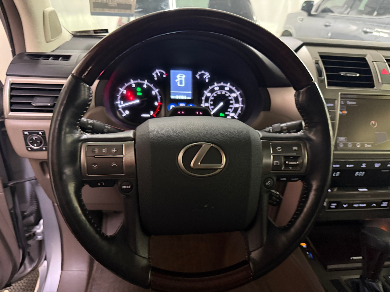 Thumbnail: 2017 Lexus GX - 4