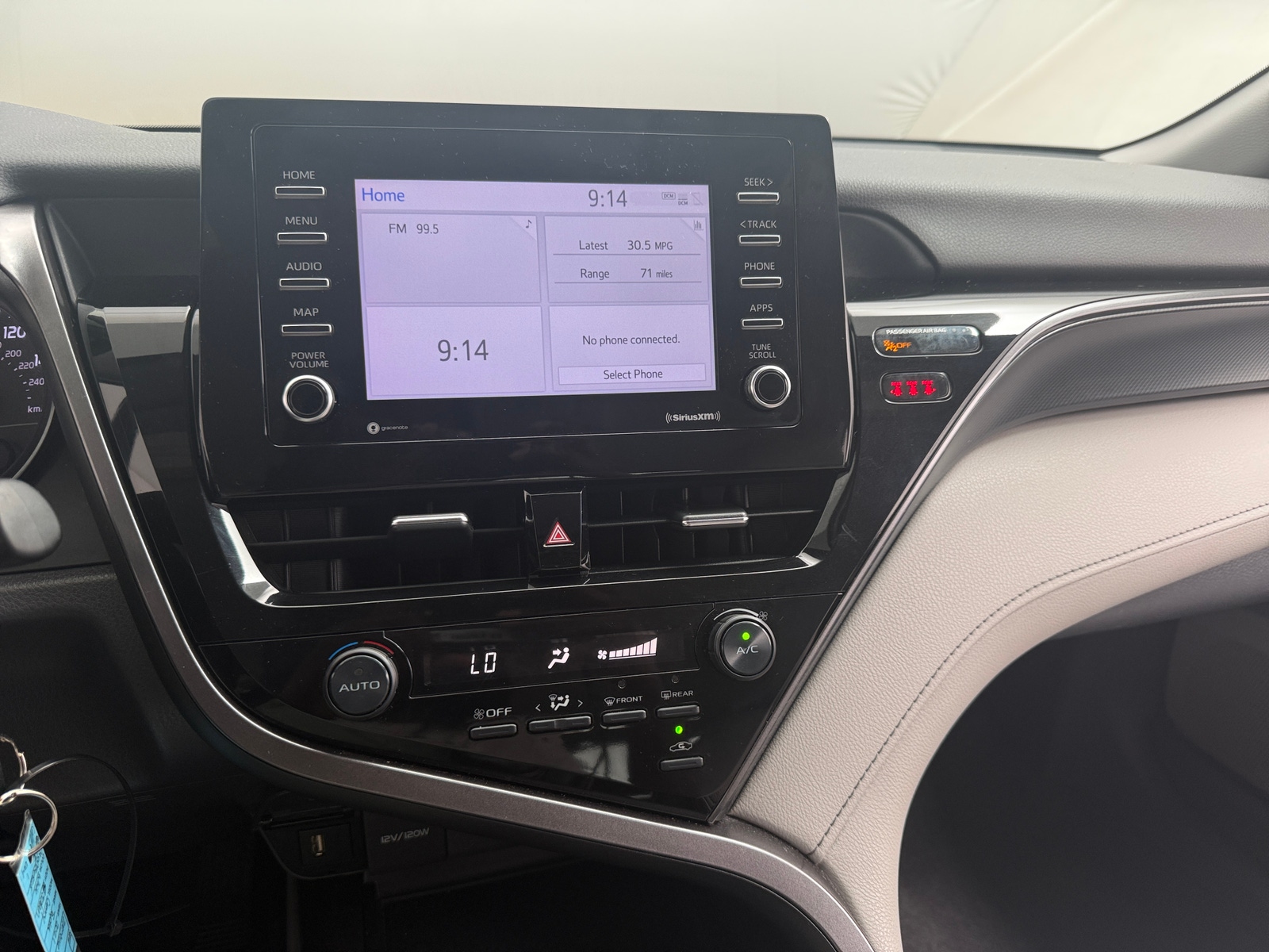 Thumbnail: 2021 Toyota Camry - 3