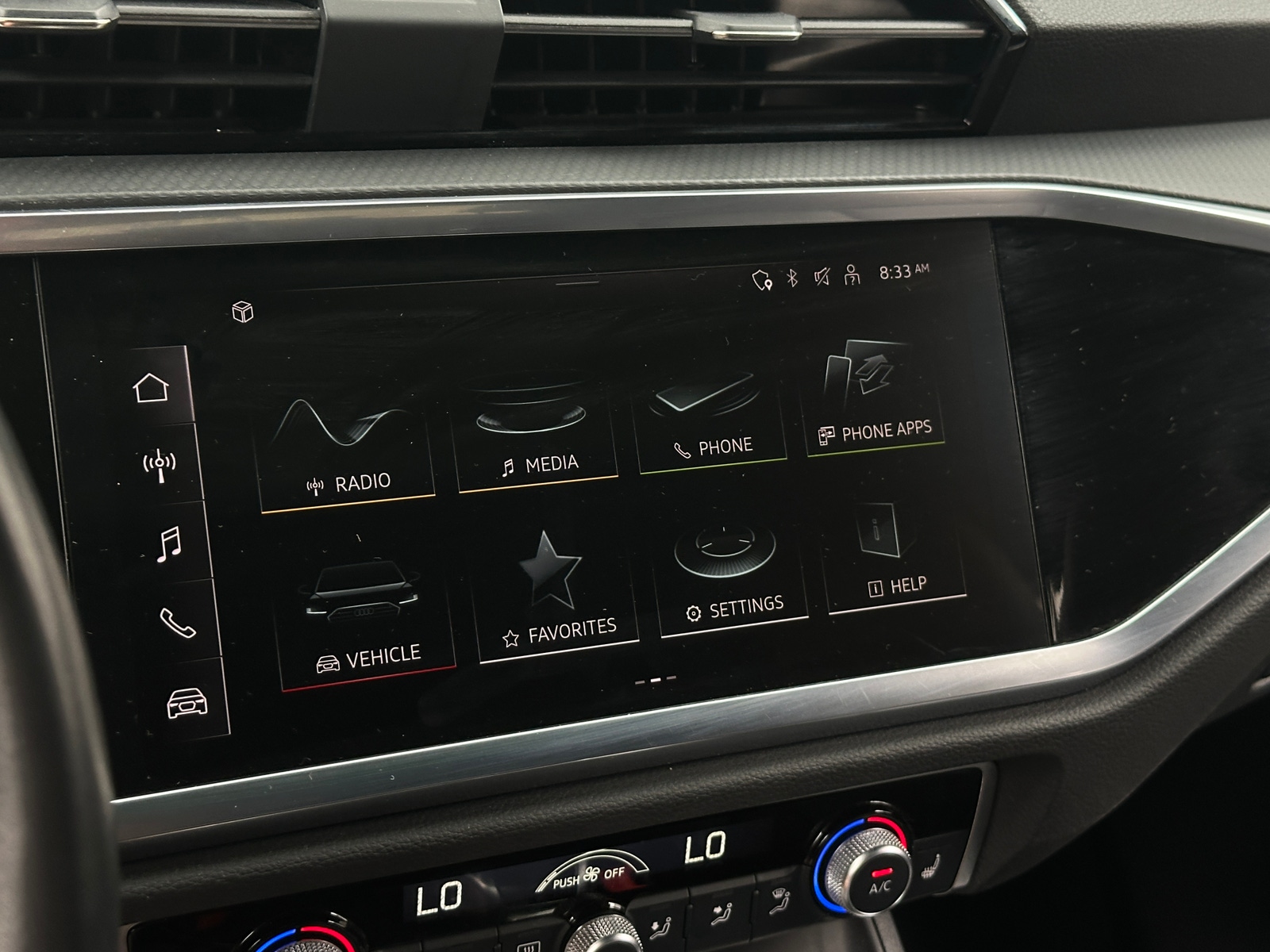 Thumbnail: 2024 Audi Q3 - 3