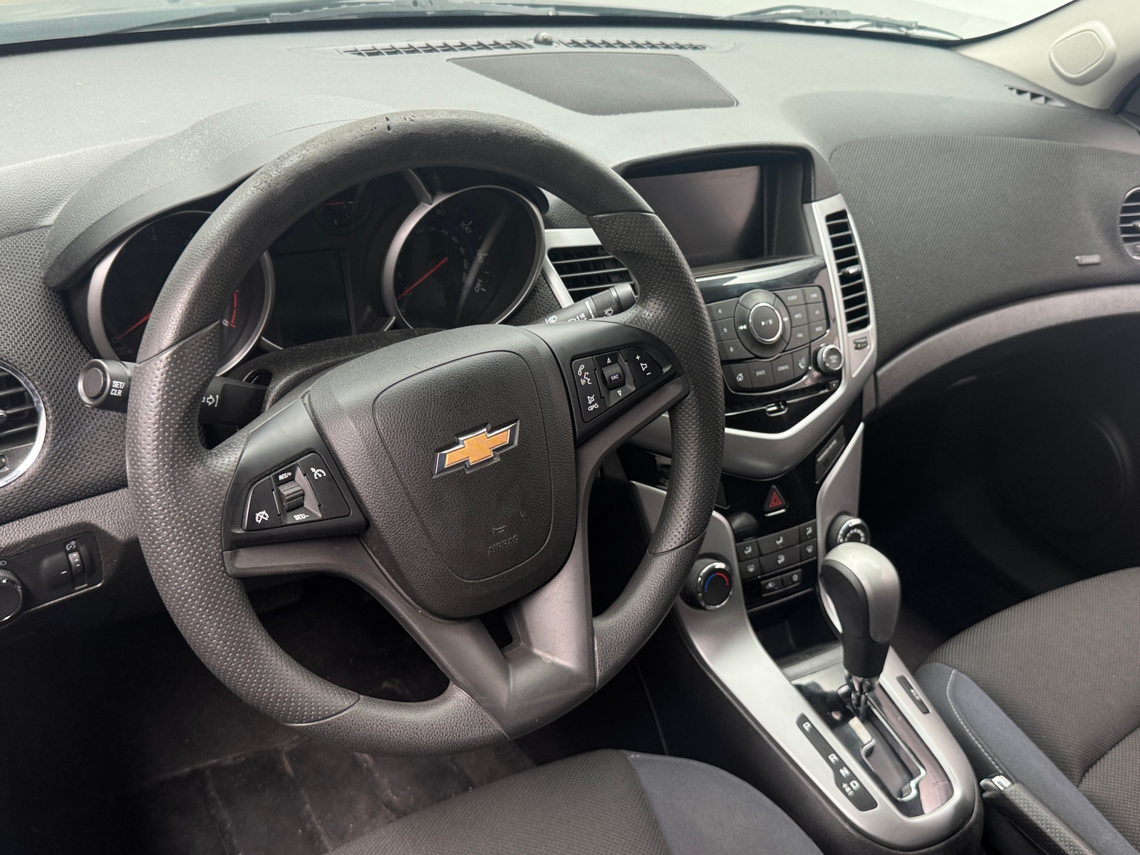 Thumbnail: 2015 Chevrolet Cruze - 5