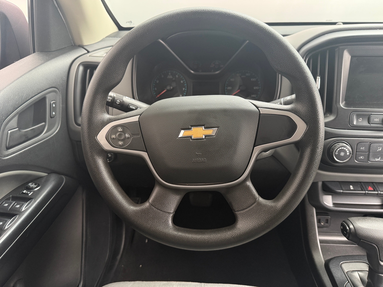 Thumbnail: 2021 Chevrolet Colorado - 5