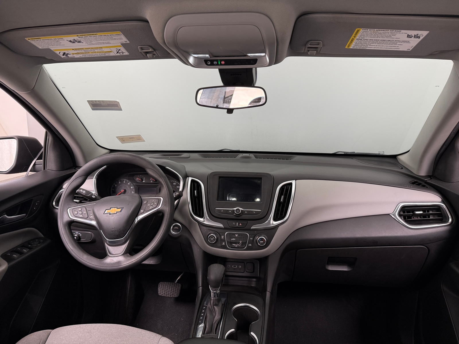 Thumbnail: 2022 Chevrolet Equinox - 3