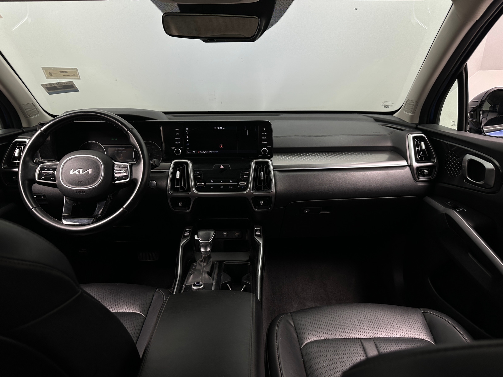 Thumbnail: 2022 Kia Sorento - 2