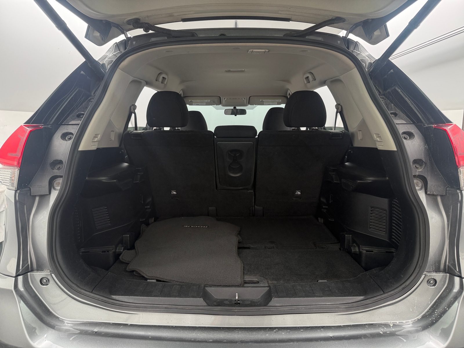 Thumbnail: 2018 Nissan Rogue - 7