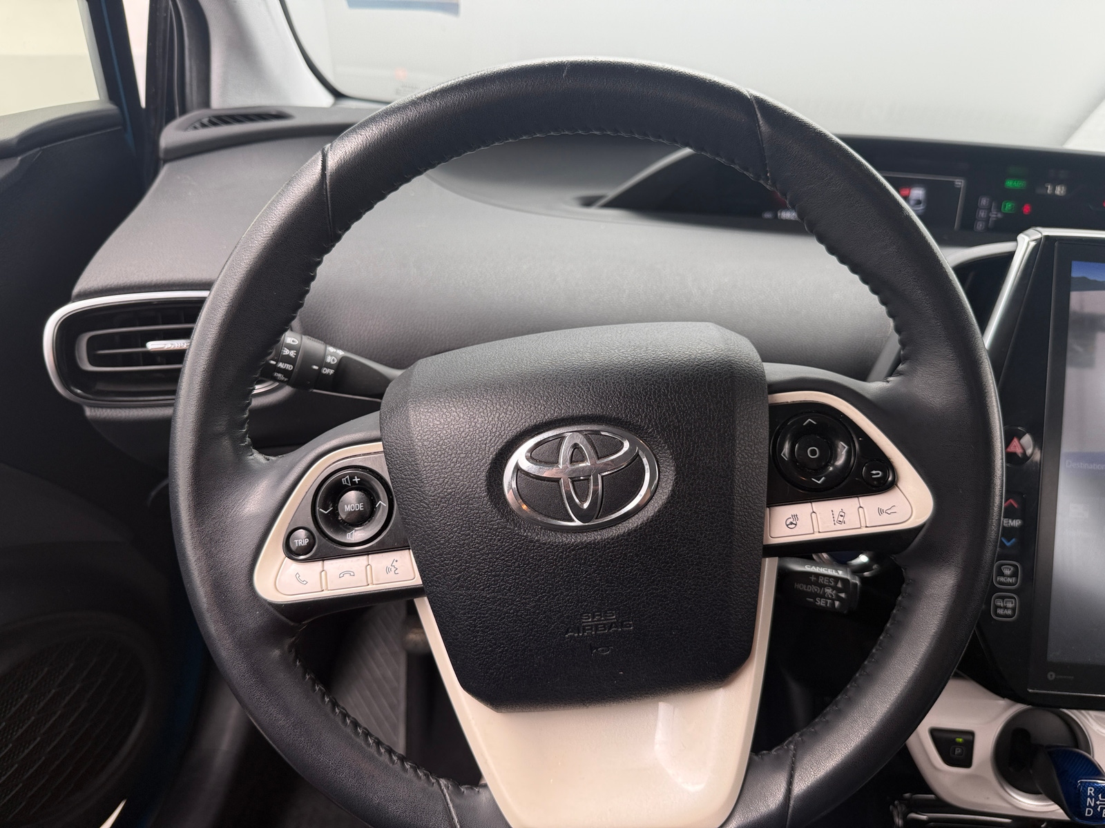 Thumbnail: 2017 Toyota Prius Prime - 4