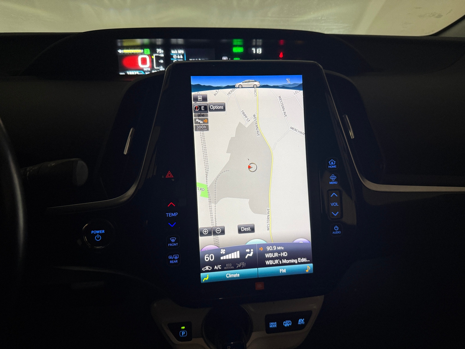 Thumbnail: 2017 Toyota Prius Prime - 3