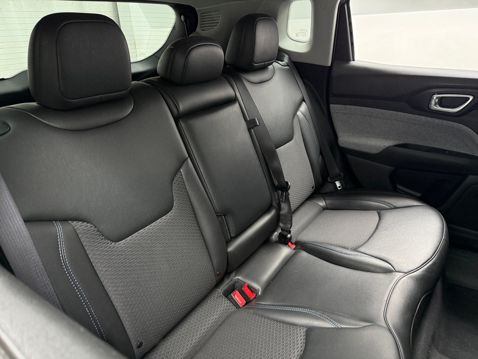 Thumbnail: 2022 Jeep Compass - 6