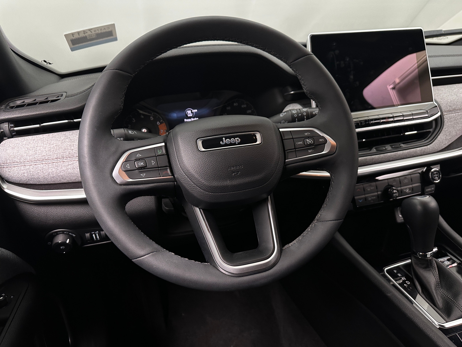 Thumbnail: 2023 Jeep Compass - 4
