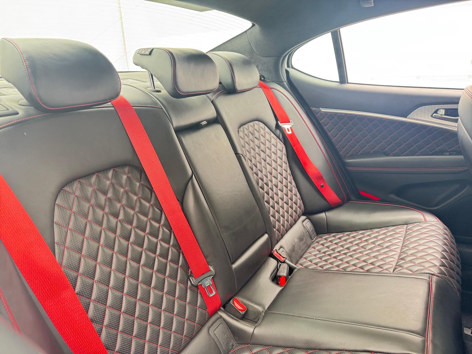 Thumbnail: 2022 Genesis G70 - 5
