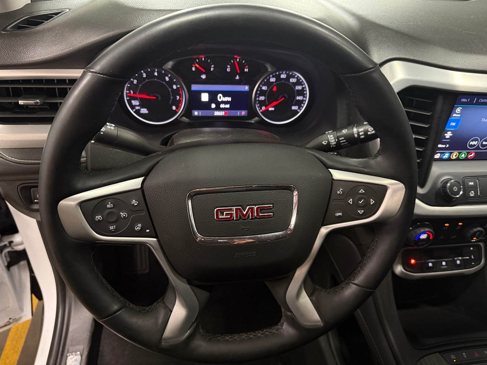 Thumbnail: 2023 GMC Acadia - 4