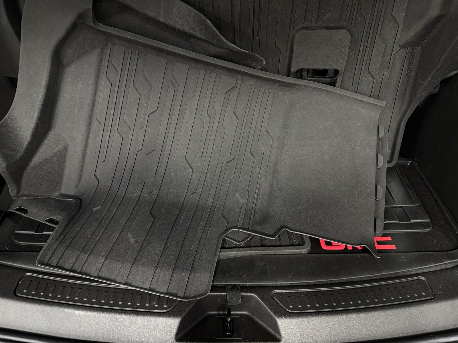 Thumbnail: 2023 GMC Acadia - 6