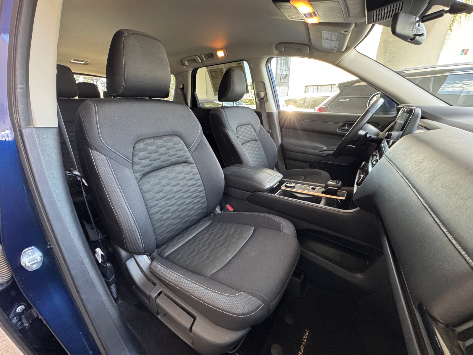 Thumbnail: 2025 Nissan Pathfinder - 2