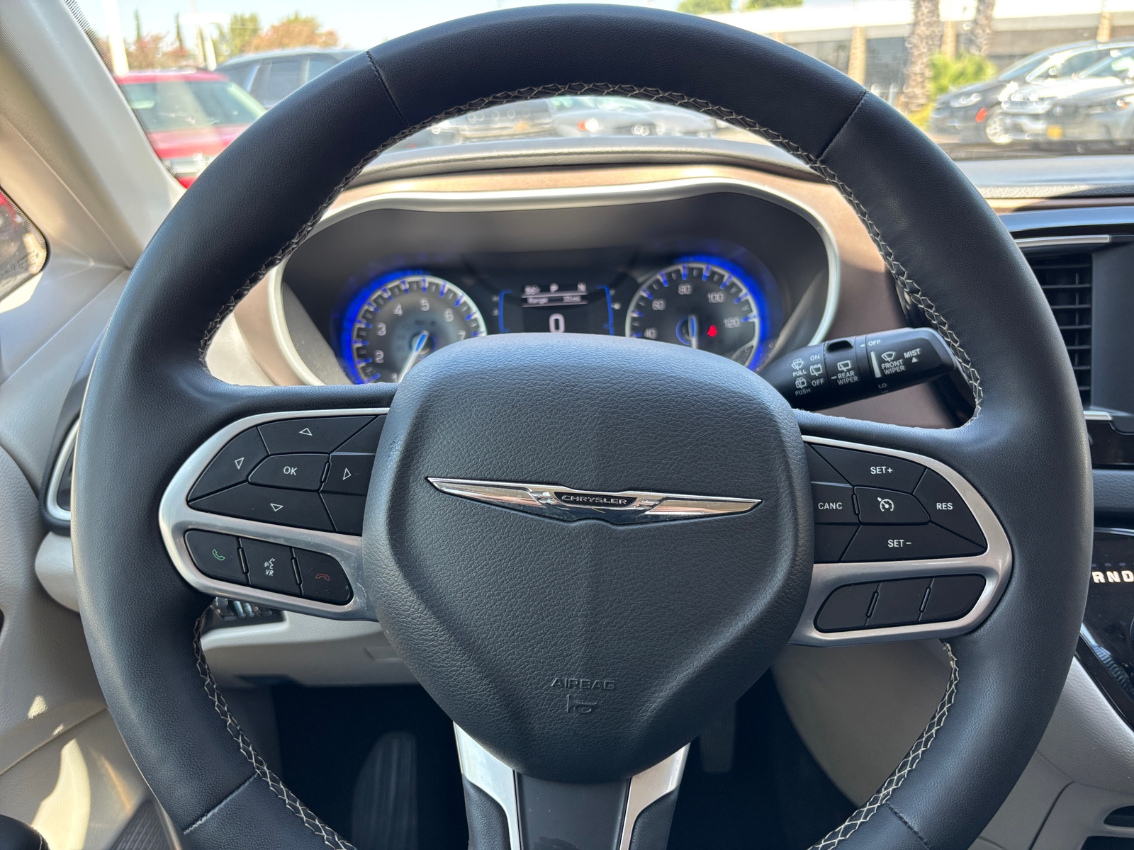 Thumbnail: 2024 Chrysler Voyager - 5