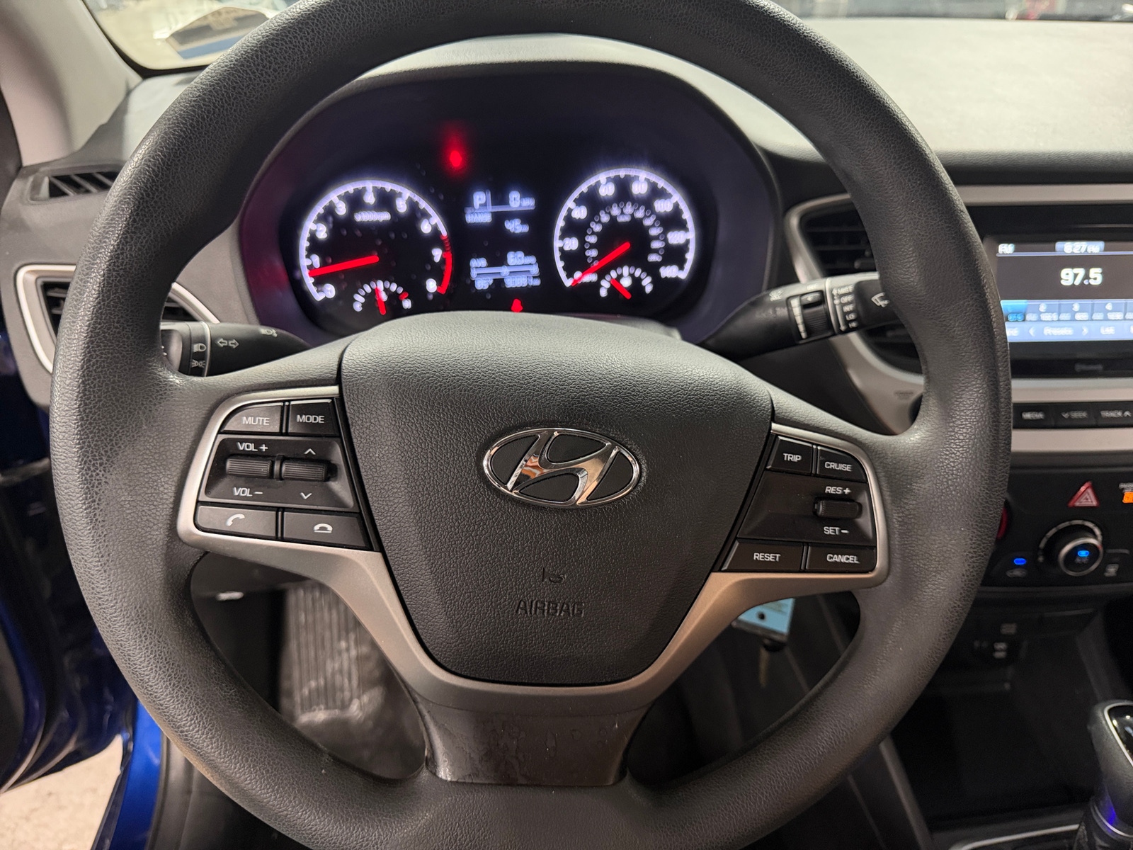 Thumbnail: 2022 Hyundai Accent - 5