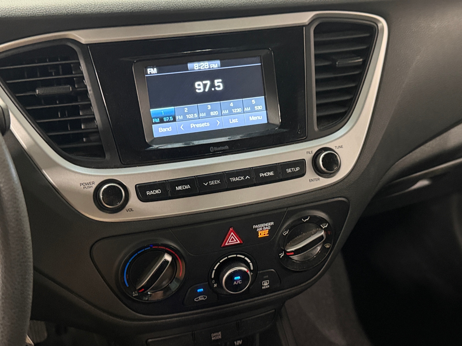 Thumbnail: 2022 Hyundai Accent - 4