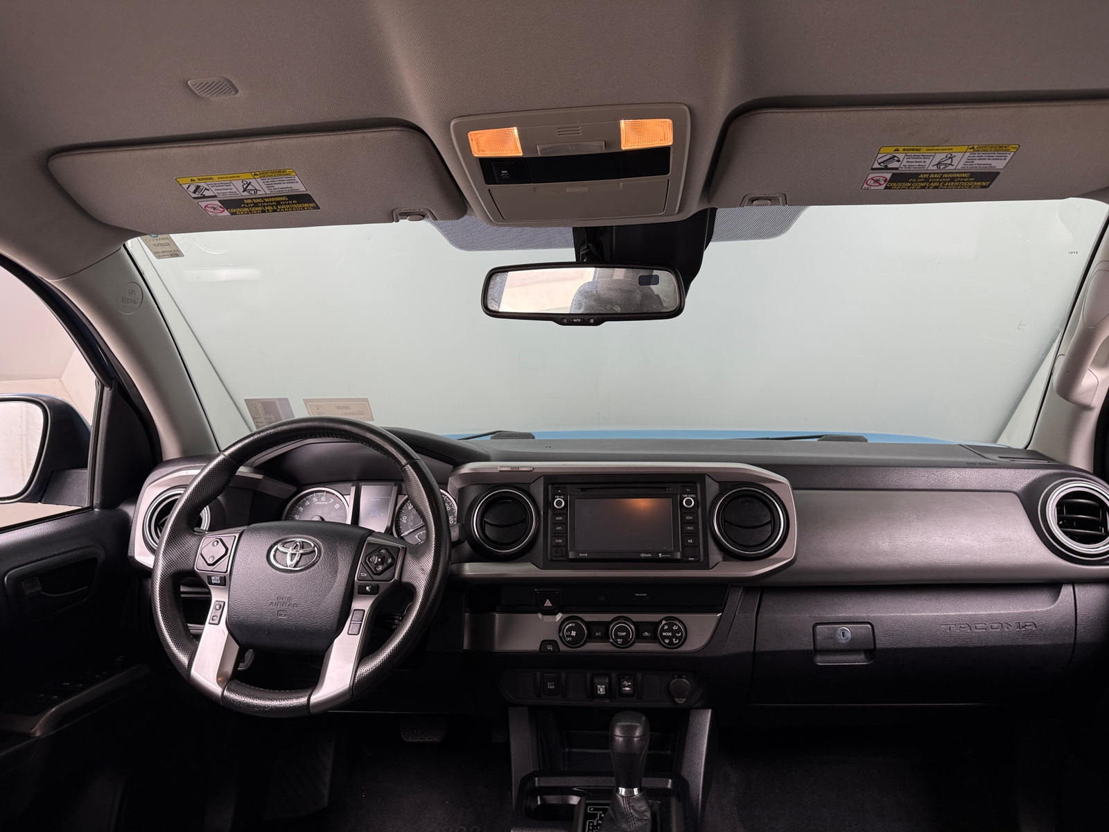 Thumbnail: 2019 Toyota Tacoma - 3