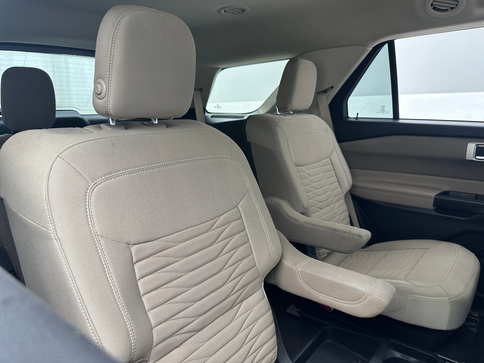 Thumbnail: 2020 Ford Explorer - 6