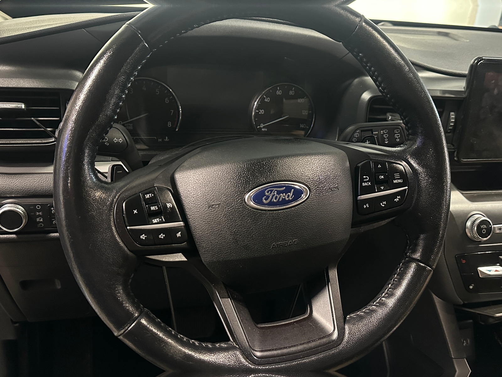 Thumbnail: 2020 Ford Explorer - 5