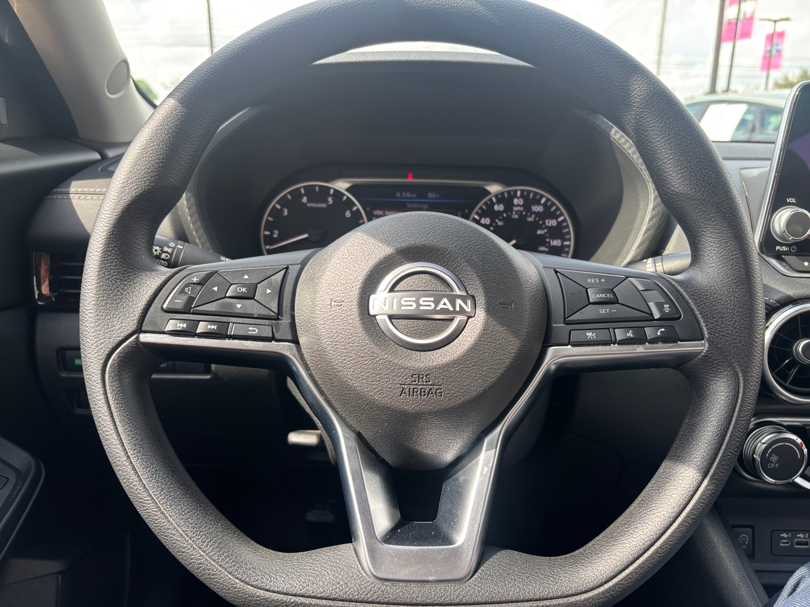 Thumbnail: 2025 Nissan Sentra - 5
