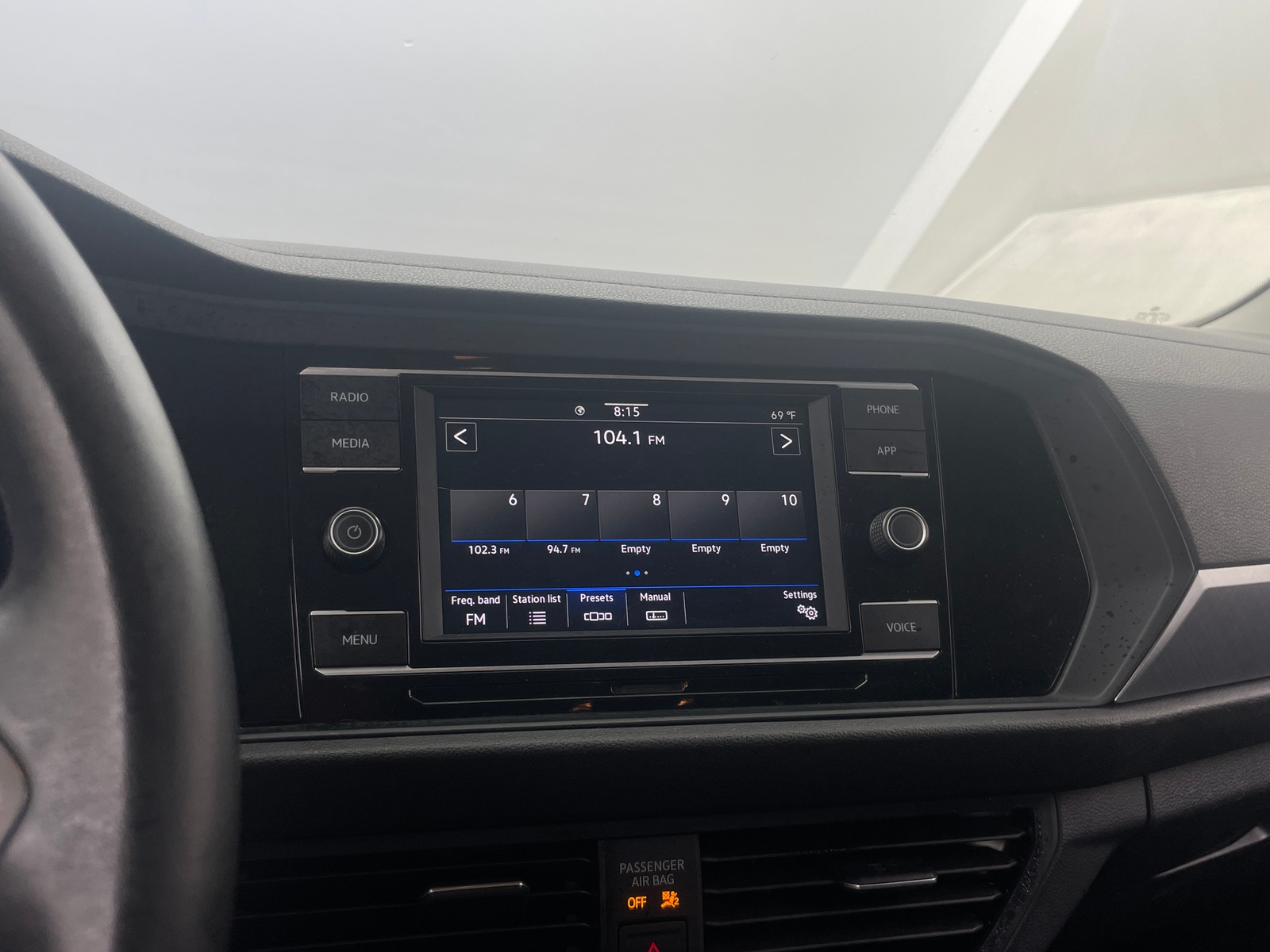 Thumbnail: 2022 Volkswagen Jetta - 3