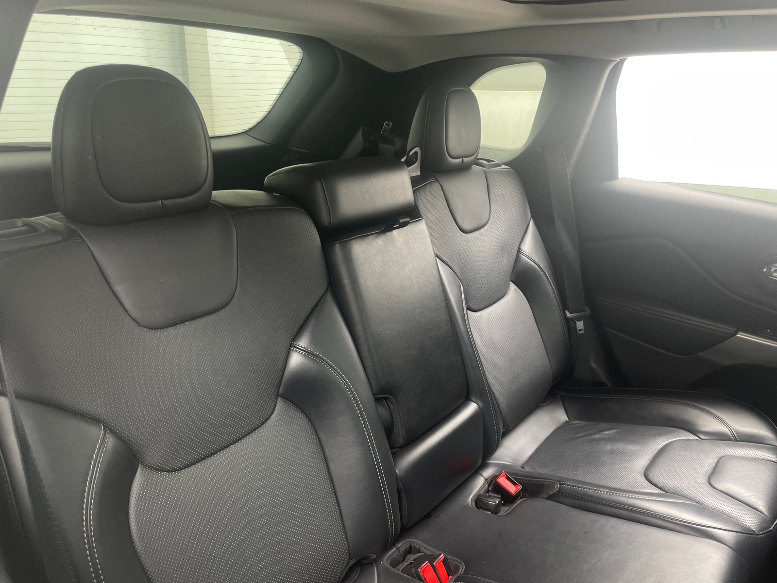 Thumbnail: 2021 Jeep Cherokee - 5