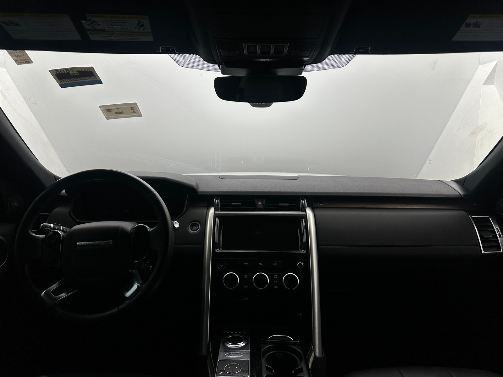 Thumbnail: 2019 Land Rover Discovery - 2