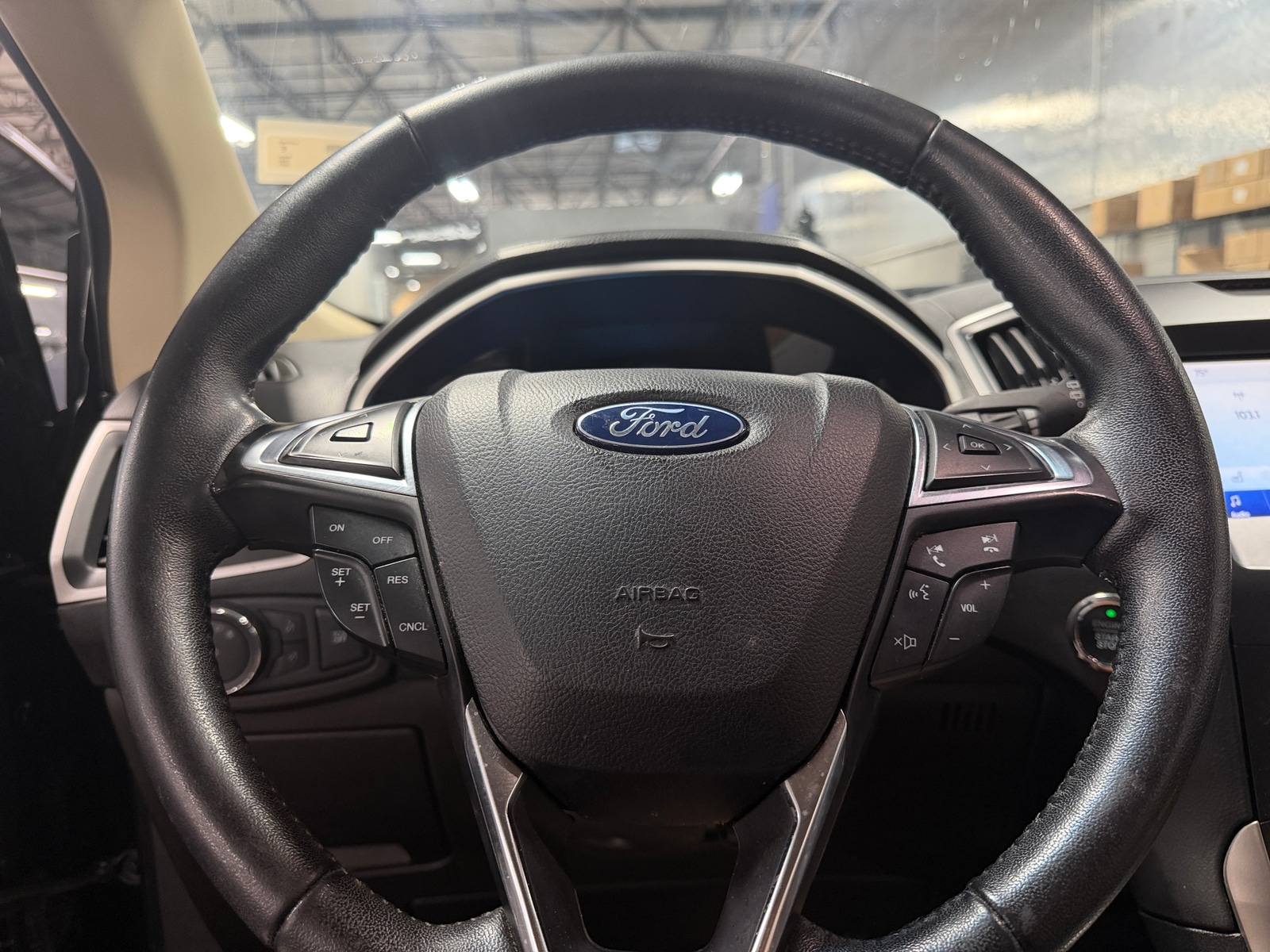 Thumbnail: 2020 Ford Edge - 4