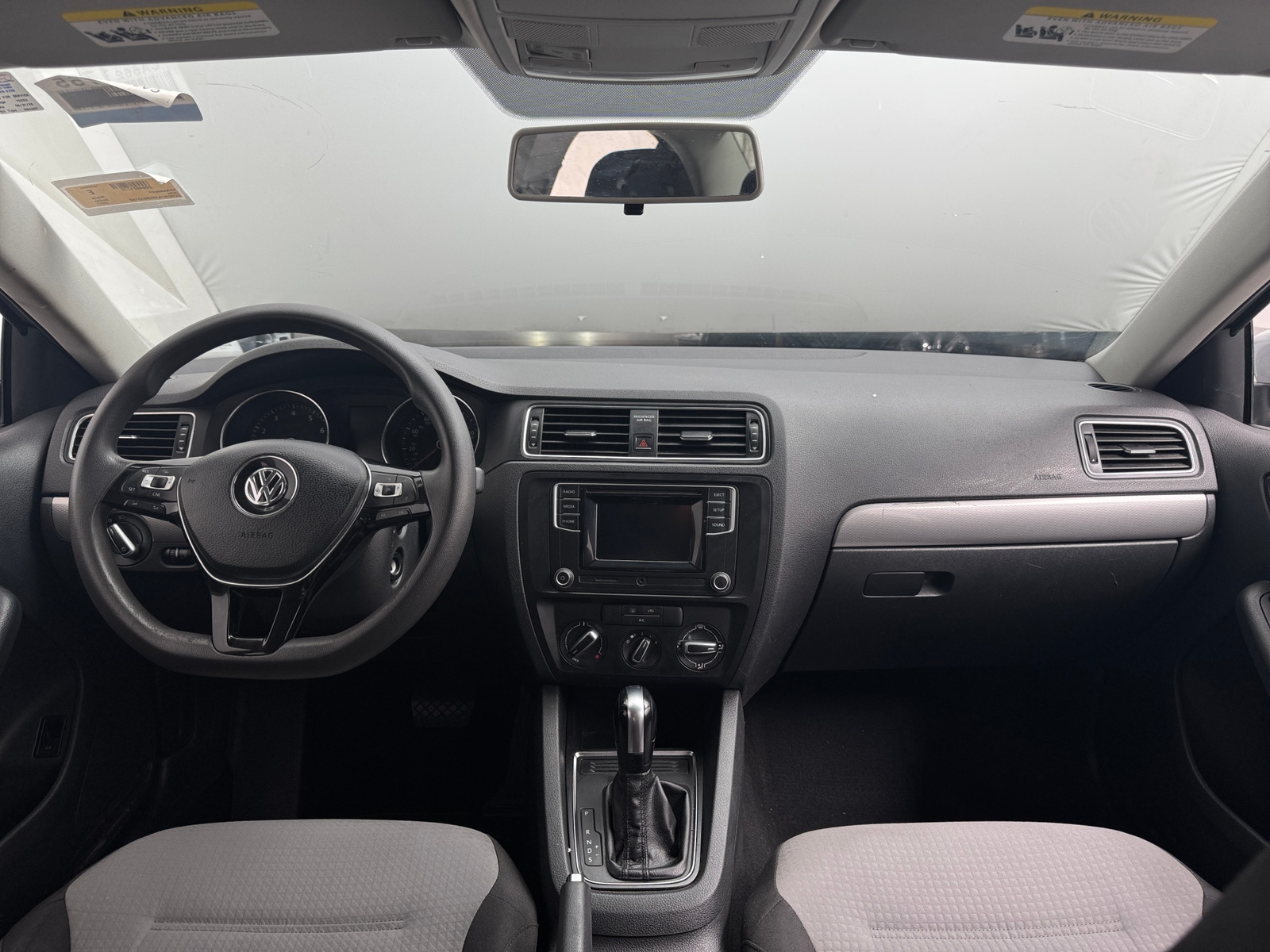 Thumbnail: 2017 Volkswagen Jetta - 3