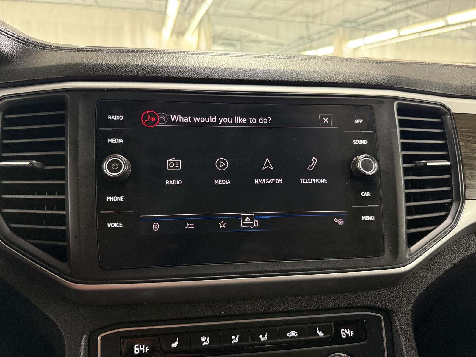Thumbnail: 2021 Volkswagen Atlas - 4