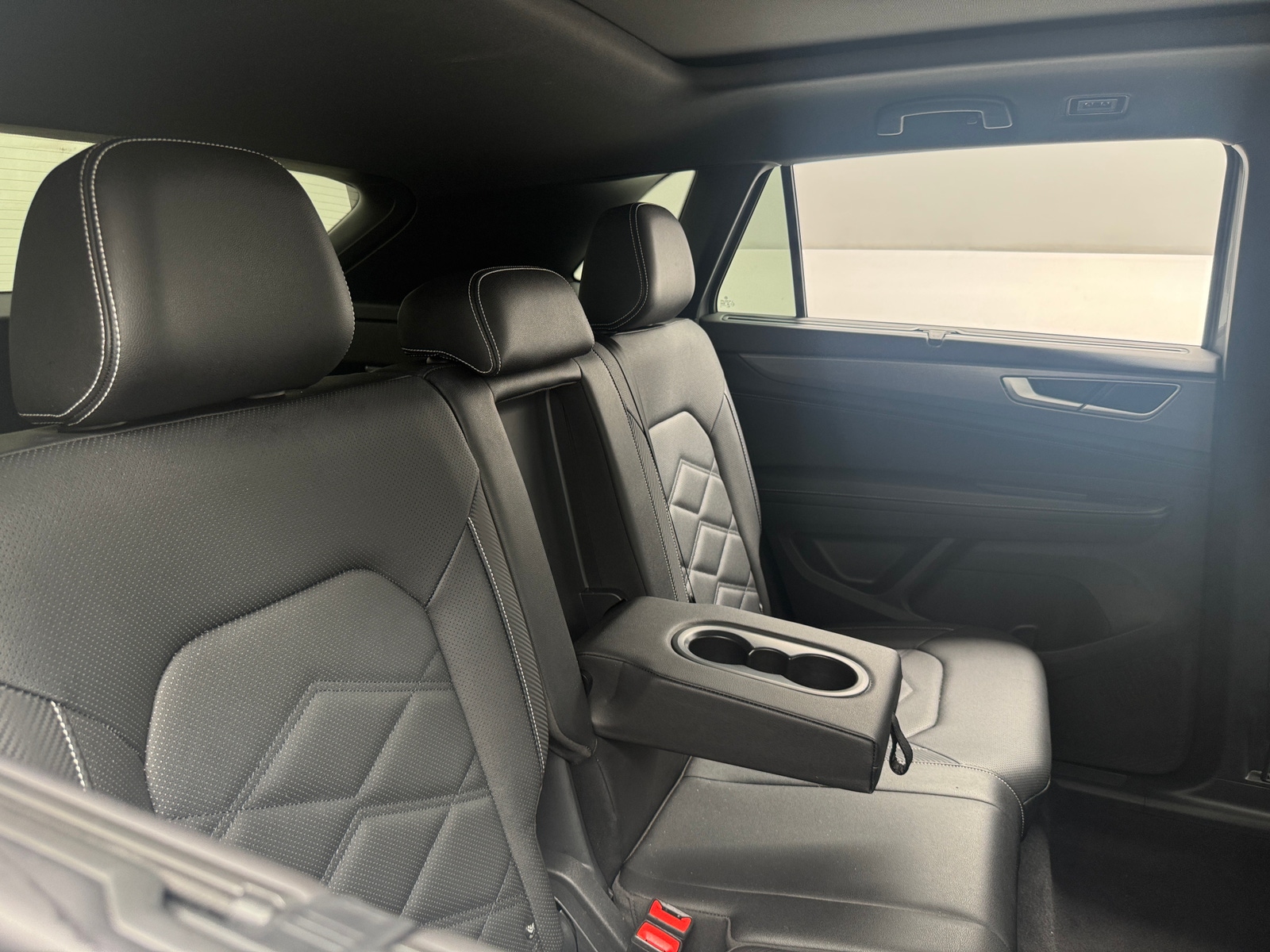 Thumbnail: 2026 Volkswagen Atlas - 6