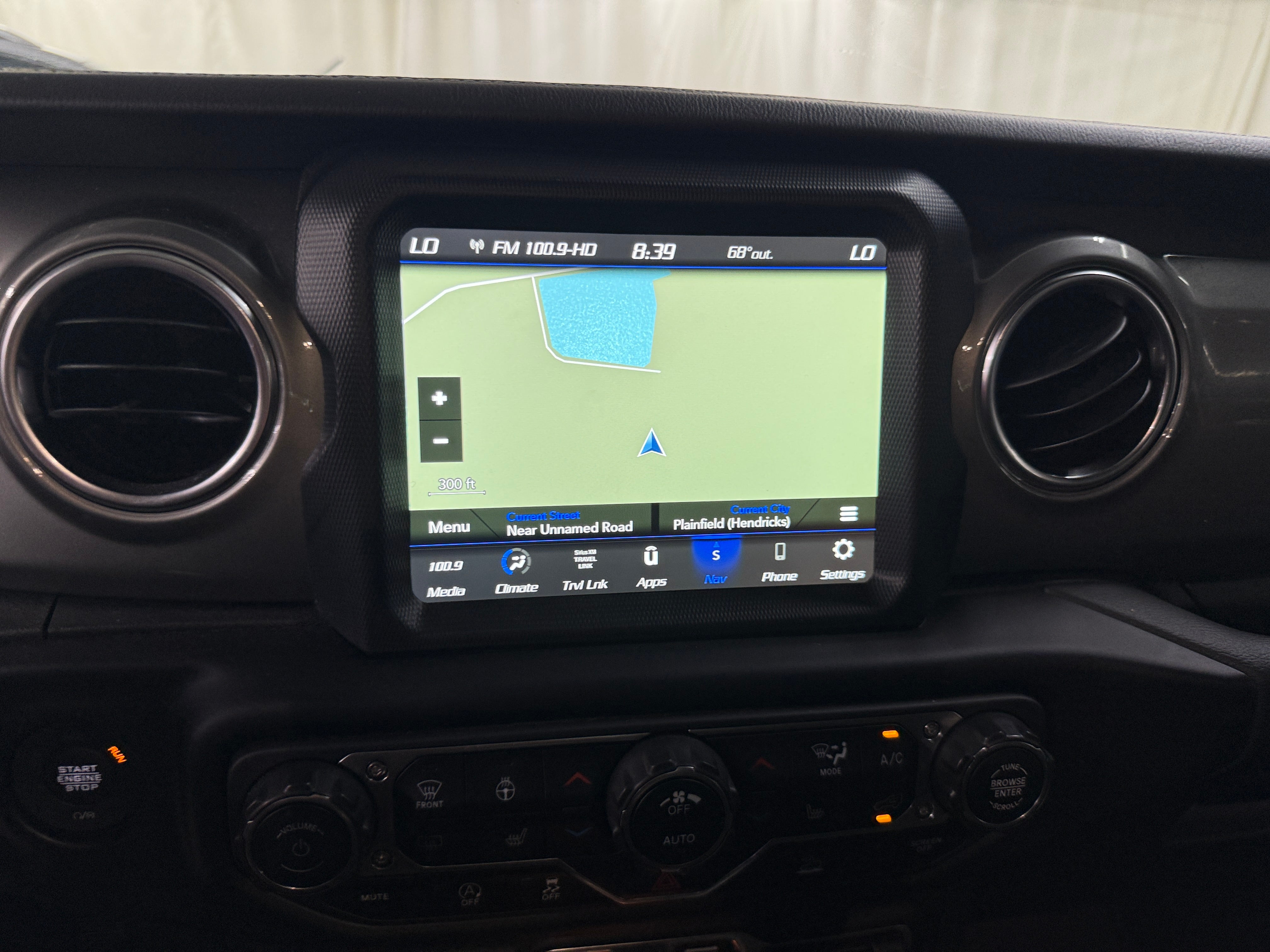 2023 Jeep Wrangler 4-Door Sahara - Photo 12
