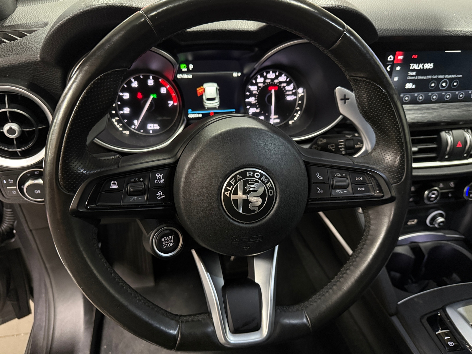 Thumbnail: 2022 Alfa Romeo Stelvio - 4