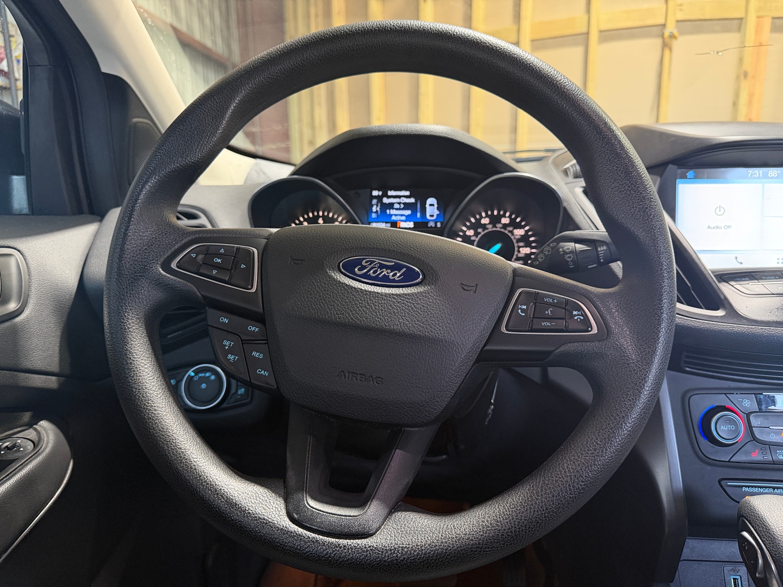 Thumbnail: 2019 Ford Escape - 5