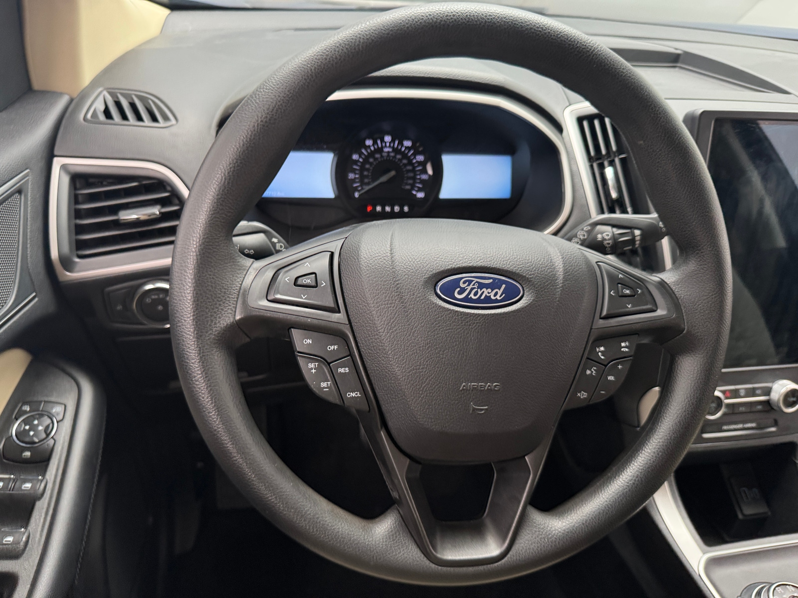 Thumbnail: 2021 Ford Edge - 5