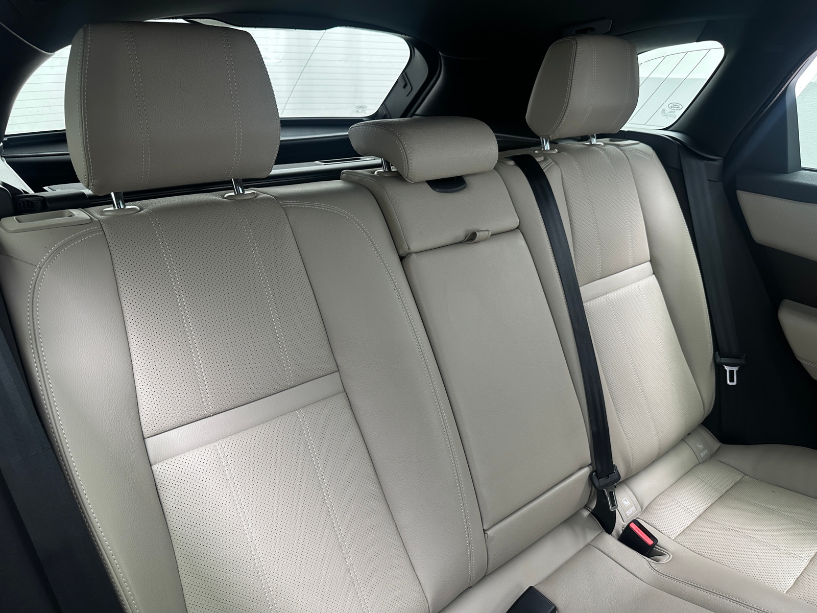 Thumbnail: 2018 Land Rover Range Rover Velar - 5