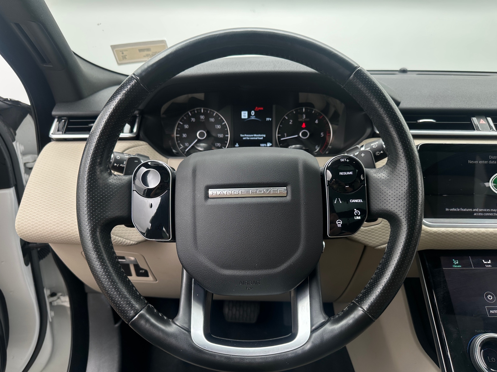 Thumbnail: 2018 Land Rover Range Rover Velar - 4