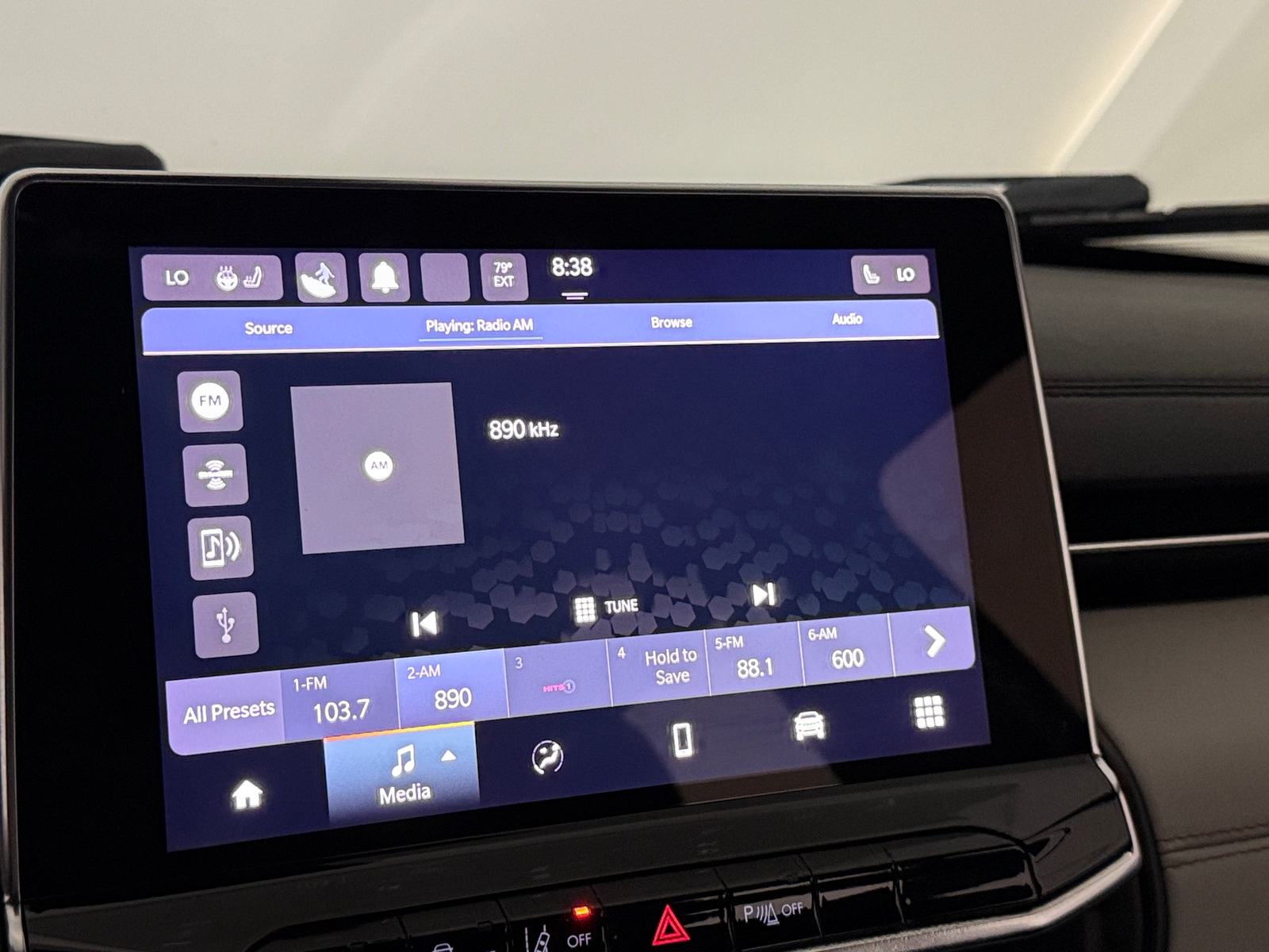 Thumbnail: 2023 Jeep Compass - 3